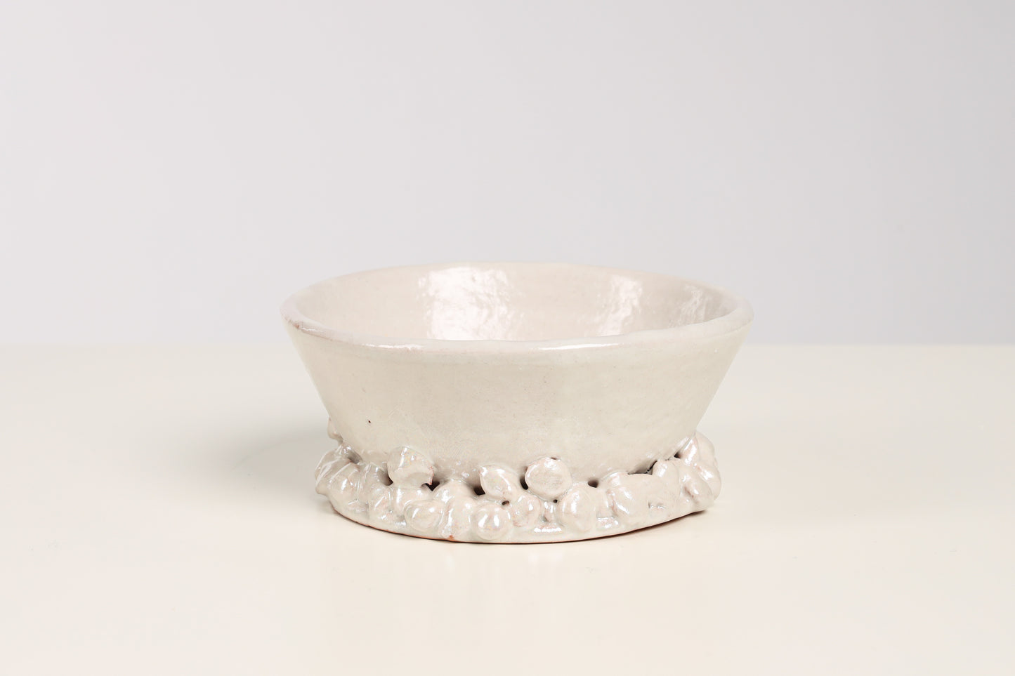Alcide Bowl in Pearl Glaze