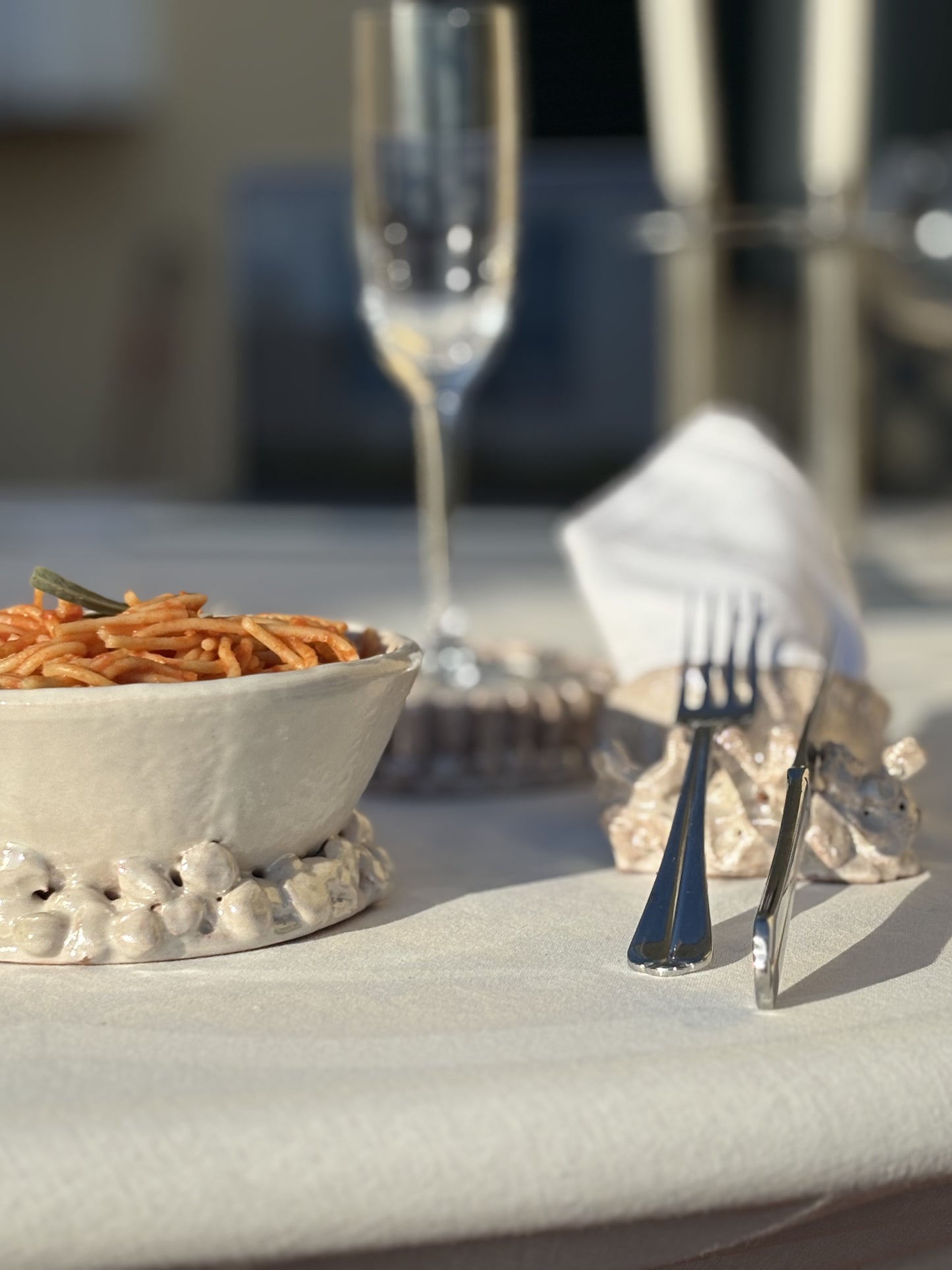 Ventotene Cutlery and Napkin holder in Pearl