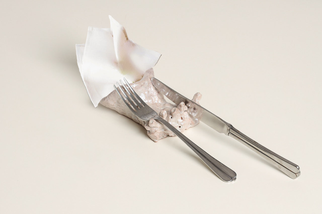Ventotene Cutlery and Napkin holder in Pearl